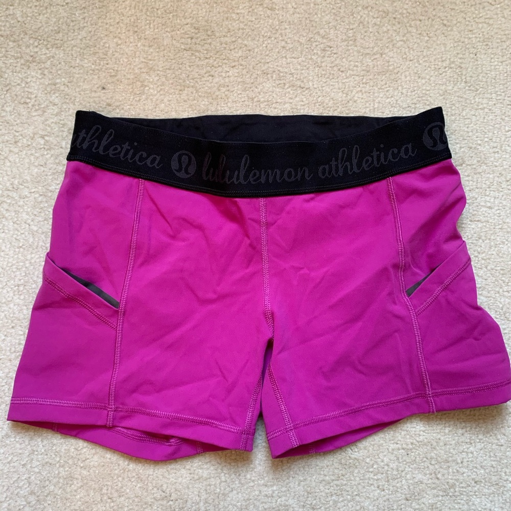 Lululemon shorts size 8. GUC